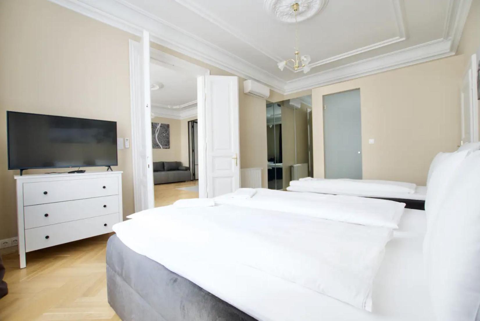 Apartament Premium By Hi5 - Ferenciek Tere - 3 Bdr *